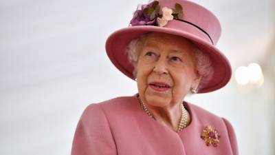 The Queen's Statement About the Oprah Tell-All Reportedly Had an ‘Underlying Jab’ - www.glamour.com