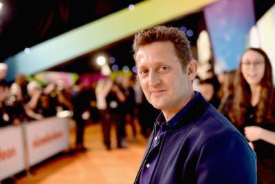 Alex Winter Filming Documentary ‘Mass Effect: The Story Of YouTube’ - thewrap.com