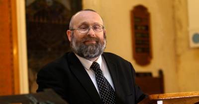 The 'caring capitalist' who Boris called a friend – Rabbi runs for Salford mayor - www.manchestereveningnews.co.uk