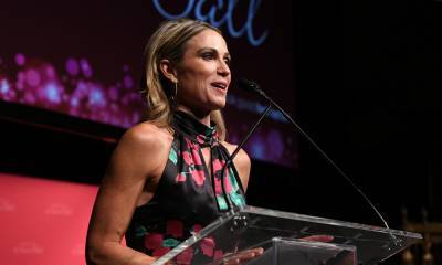 Amy Robach wows in zip-up leather outfit - hellomagazine.com