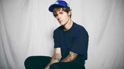 Justin Bieber Is All Grown Up Now—His Music Is Too - www.glamour.com - USA