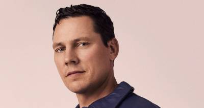 Tiesto scores first Number 1 single on the Official Irish Singles Chart with The Business - www.officialcharts.com - Ireland - Netherlands