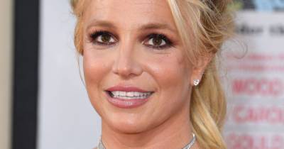 Britney Spears shares rare photo with her two teenage sons: 'My boys are so big now' - www.ok.co.uk
