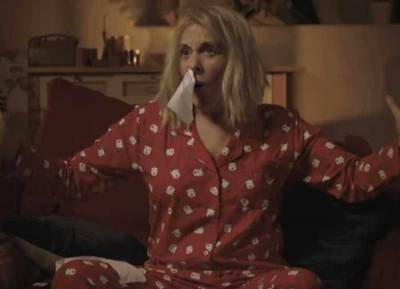 WATCH: Comic Relief’s hilarious recreation of Bridget Jones’ most iconic scene ahead of 20th anniversary - evoke.ie