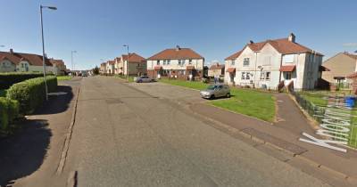 Two thieves burst into Scots flat and attack man sleeping in his bed with weapon - www.dailyrecord.co.uk - Scotland