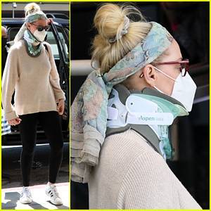Katherine Heigl Wears a Neck Brace While Flying Out of L.A. After Recent Injury - www.justjared.com - Los Angeles