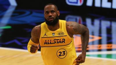 LeBron James Out Indefinitely for Lakers After Suffering Ankle Sprain - www.etonline.com - Atlanta