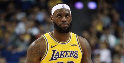 LeBron James Out Indefinitely for L.A. Lakers After Suffering Ankle Sprain - www.justjared.com - Los Angeles - Atlanta