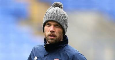 Walsall 'shot ourselves in foot' and ex-Bolton player 'let himself down' in loss to Wanderers - www.manchestereveningnews.co.uk