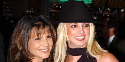 Britney Spears' Mom Lynne Dances to 'Toxic' at Gay Bar in Texas - www.justjared.com - Texas - county Dallas