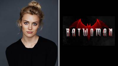 ‘Batwoman’ Sets Wallis Day As New, Altered Kate Kane In Big Reveal - deadline.com - county Kane
