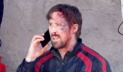 Ryan Gosling Looks Beaten Up & Bloody on 'Gray Man' Set - www.justjared.com - Los Angeles