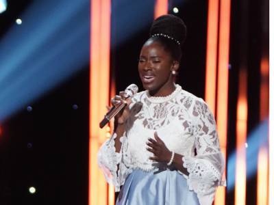 Funke Lagoke Collapses On Stage During ‘American Idol’ Performance - etcanada.com - USA