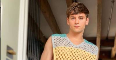 Tom Daley surprises fans as he crochets his own clothes - www.manchestereveningnews.co.uk - Manchester