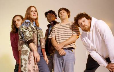 Listen to MGMT’s atmospheric new remix of Metronomy’s ‘The Look’ - www.nme.com - Britain