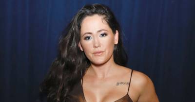 Jenelle Evans - Jenelle Evans Has a Cyst in Her Spinal Cord, Self-Diagnosed After Doctors ‘Couldn’t Figure Out’ Her ‘Weird Symptoms’ - usmagazine.com - New York
