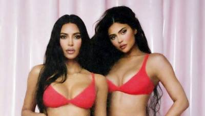 Kylie Jenner Soaks Up The Sun With Bikini-Clad Sisters Kim Kourtney Kardashian: ‘Iconic Trio’ - hollywoodlife.com