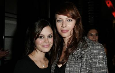Rachel Bilson and Melinda Clarke are launching a rewatch podcast of ‘The OC’ - www.nme.com