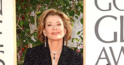 Stars pay tribute to late actress Jessica Walter - www.msn.com