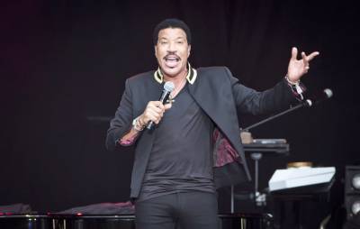 Check out Lionel Richie’s rescheduled 2022 UK and Irish tour dates - www.nme.com - Britain - Ireland