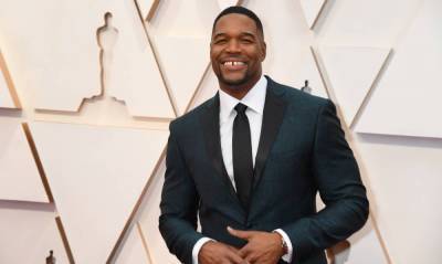 GMA's Michael Strahan's athletic appearance in throwback photo sends fans wild - hellomagazine.com - USA