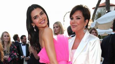 Kendall Jenner Calls Out Mom Kris Jenner for Seemingly Tweeting a 'Pregnancy Announcement' - www.etonline.com - California