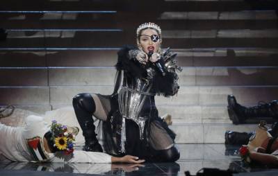 Madonna accused of Photoshopping her head onto TikTokker’s body for 2015 photo - www.nme.com