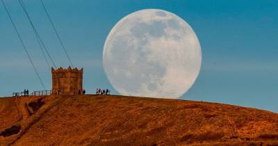 An amazing super moon will glow in the skies above Manchester this weekend - www.manchestereveningnews.co.uk - Manchester