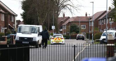Two men taken to hospital after being attacked with a hammer in Wythenshawe - www.manchestereveningnews.co.uk - Manchester