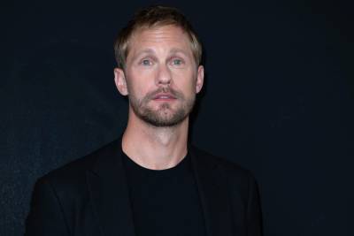 Alexander Skarsgard Learned American Sign Language So He Could Communicate With Deaf ‘Godzilla Vs. Kong’ Co-Star - etcanada.com - USA