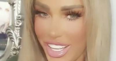 Katie Price's fans fiercely defend her after trolls criticise 'gum shield' teeth in heavily filtered clip - www.ok.co.uk