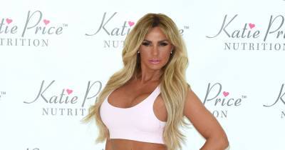 Katie Price defended by fans after trolls cruelly criticise 'gum shield' teeth - www.dailyrecord.co.uk