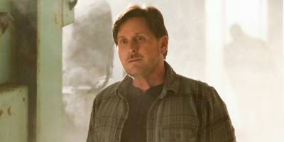 Emilio Estevez Reveals Why He Finally Said Yes To 'Mighty Ducks' Series - www.justjared.com