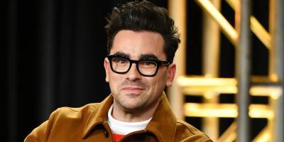 Dan Levy Wants To Clarify Something About The Note Tradition on 'SNL' - www.justjared.com