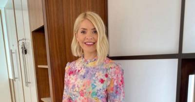 Holly Willoughby wows This Morning viewers in fancy floral dress — copy her look here - www.ok.co.uk
