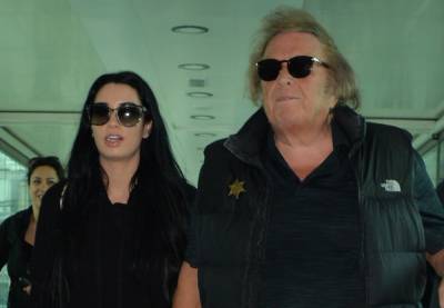 ‘American Pie’ Singer Don McLean Opens Up About Romance With 27-Year-Old Paris Dylan: ‘I’m Crazy For Her’ - etcanada.com - USA