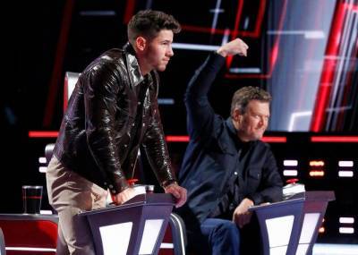 ‘The Voice’: Nick Jonas Gets Blocked By ‘Bully’ Blake Shelton Over Gean Garcia’s Stunning Audition - etcanada.com