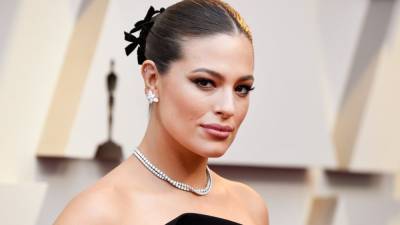 Ashley Graham Poked Fun at Her Postpartum Baby Hairs, and Moms Are Relating - www.glamour.com
