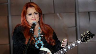 Wynonna Judd says she wept upon seeing sister Ashely Judd for the first time following her leg injury - www.foxnews.com - South Africa - Congo