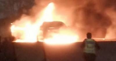 Brave cop charges towards fireball on Scots road tonight - www.dailyrecord.co.uk - Scotland