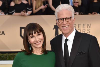 Ted Danson And Mary Steenburgen Talk ‘Curb’, ‘Cheers’ And How They First Met - etcanada.com