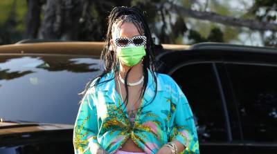 Rihanna Turned a Grocery Store Parking Lot Into Her Runway with This Chic Look - www.justjared.com - Beverly Hills