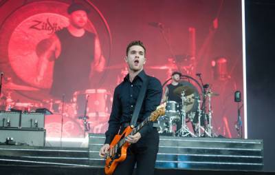 Watch Royal Blood play their new single ‘Limbo’ during virtual ‘Roblox’ performance - www.nme.com