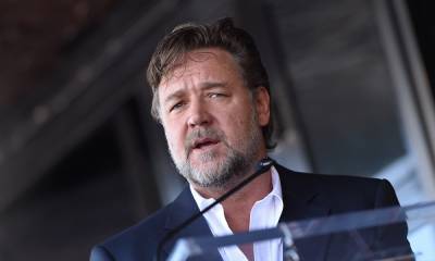 Russell Crowe shares heartbreaking family news with his fans - hellomagazine.com - Australia