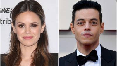 Rachel Bilson Says Rami Malek Asked Her to Take Down a Throwback Pic of Them That She Posted - www.glamour.com - New York