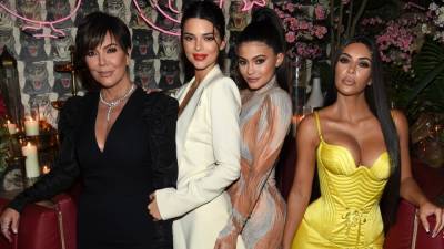 Kardashian Sisters Face Off Against Jenner Sisters in Game of Volleyball That Gets Very Competitive - www.etonline.com