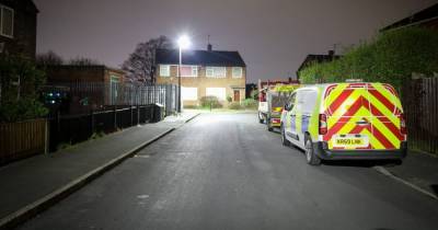 Boy, 16, in hospital after being stabbed in Salford - www.manchestereveningnews.co.uk