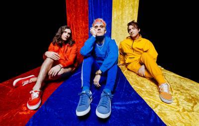 Waterparks release raucous new single ‘Numb’ from upcoming album ‘Greatest Hits’ - www.nme.com