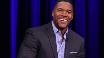 Michael Strahan Got His Signature Tooth Gap Removed - www.glamour.com