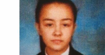 Urgent police appeal for missing schoolgirl who was last seen at school gates in her uniform - www.manchestereveningnews.co.uk - Manchester